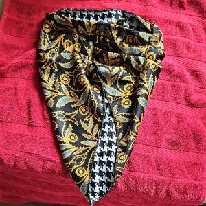 Reversible Black and Mustard Patterned Headscarf with Houndstooth Lining